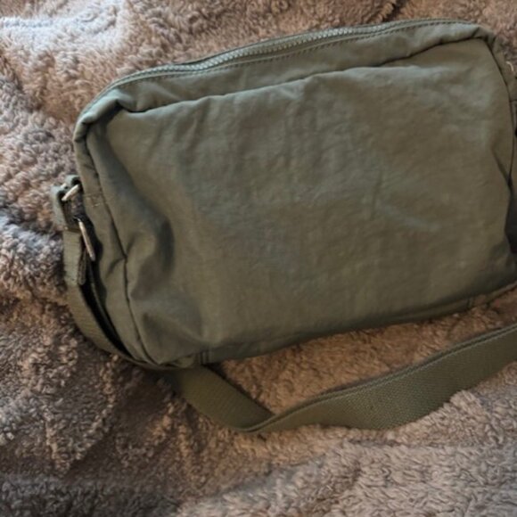 Kipling Gracy bag in Light Aloe NWT - Picture 3 of 4